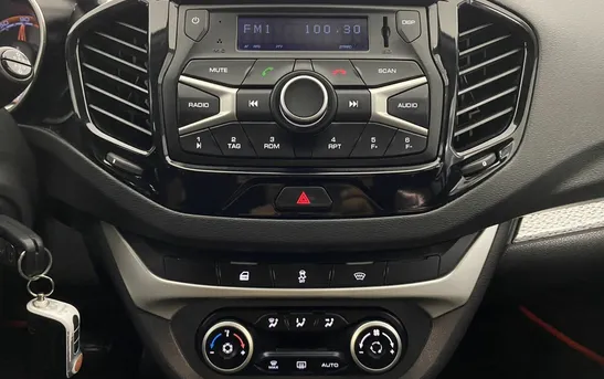 Lada (ВАЗ) Vesta 1.80 робот, фото №1