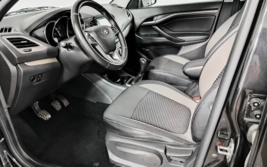 Lada (ВАЗ) Vesta 1.60 механика, фото №1