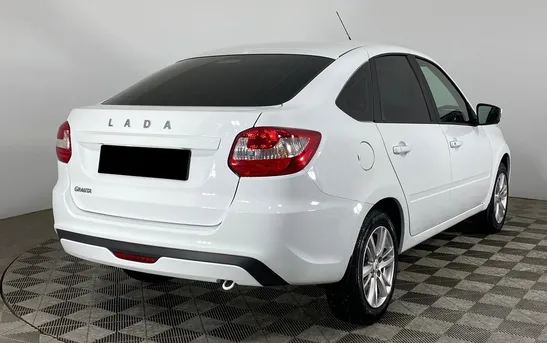 Lada (ВАЗ) Granta 1.60 механика, фото №1