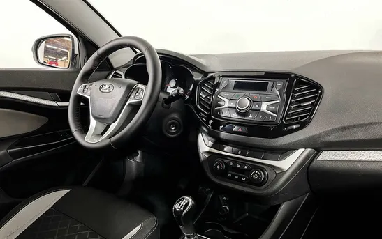 Lada (ВАЗ) Vesta 1.60 механика, фото №1