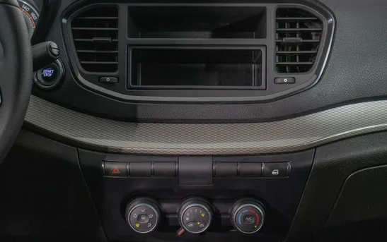 Lada (ВАЗ) Vesta 1.60 механика, фото №1