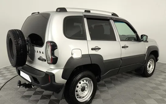 Lada (ВАЗ) Niva 1.70 механика, фото №1