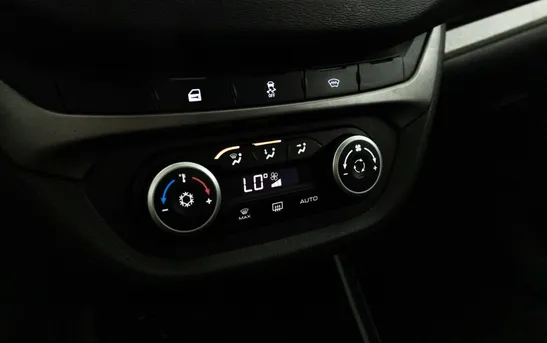 Lada (ВАЗ) Vesta 1.60 механика, фото №1