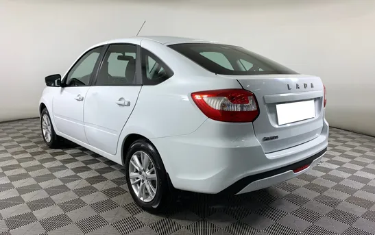 Lada (ВАЗ) Granta 1.60 механика, фото №1