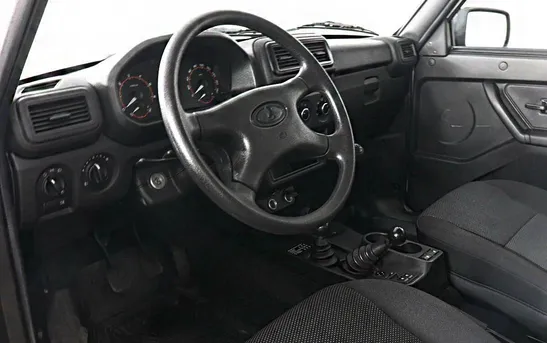 Lada (ВАЗ) Niva Legend 1.70 механика, фото №1