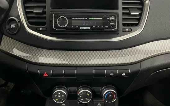 Lada (ВАЗ) Vesta 1.60 механика, фото №1