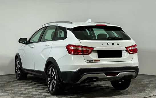 Lada (ВАЗ) Vesta 1.60 механика, фото №1