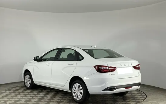 Lada (ВАЗ) Vesta 1.60 механика, фото №1