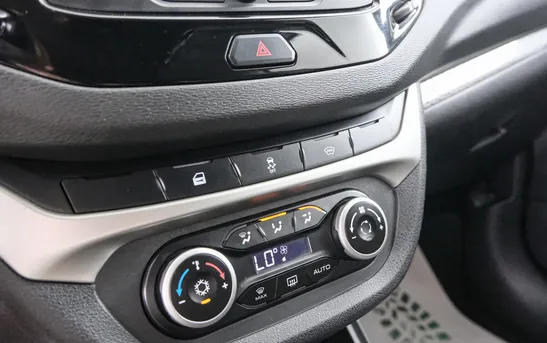 Lada (ВАЗ) Vesta 1.80 механика, фото №1