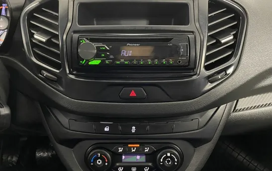 Lada (ВАЗ) Vesta 1.60 механика, фото №1