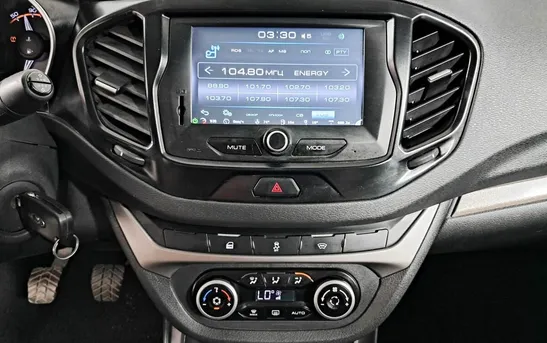 Lada (ВАЗ) Vesta 1.60 механика, фото №1