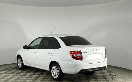 Lada (ВАЗ) Granta 1.60 механика, фото №1