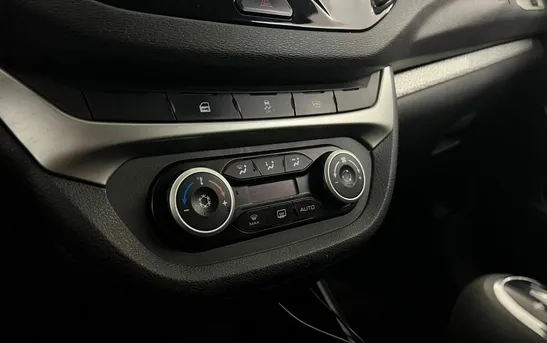 Lada (ВАЗ) Vesta 1.80 робот, фото №1