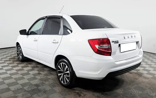 Lada (ВАЗ) Granta 1.60 механика, фото №1
