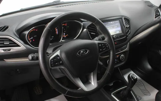 Lada (ВАЗ) Vesta 1.60 механика, фото №1