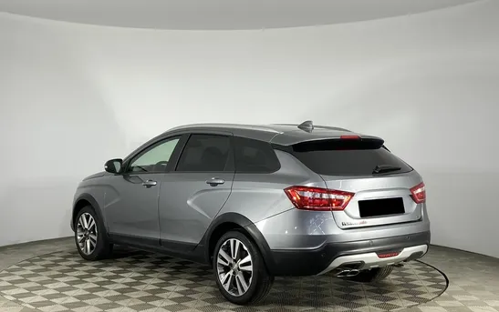 Lada (ВАЗ) Vesta 1.80 механика, фото №1