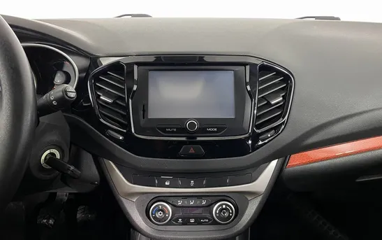 Lada (ВАЗ) Vesta 1.60 механика, фото №1