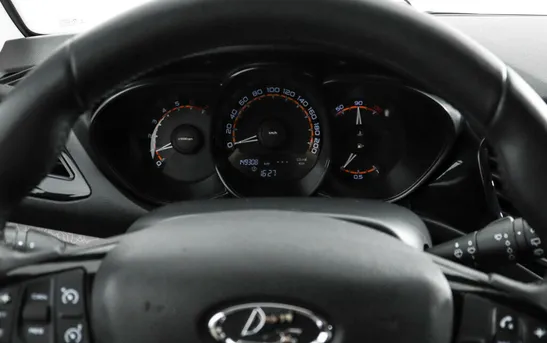 Lada (ВАЗ) Vesta 1.60 механика, фото №1